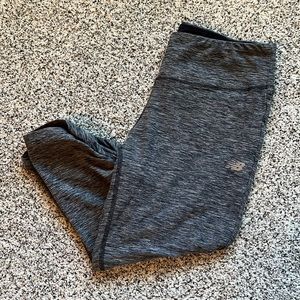 NEW BALANCE CAPRI LEGGINGS
